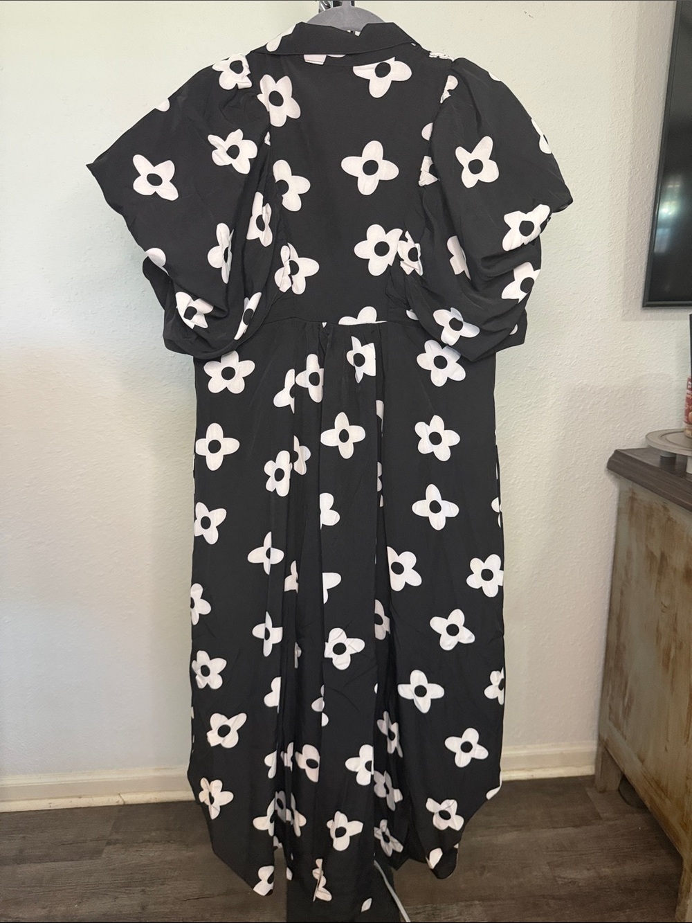 Anniewear Black Floral Midi Dress - Picture 5 of 5